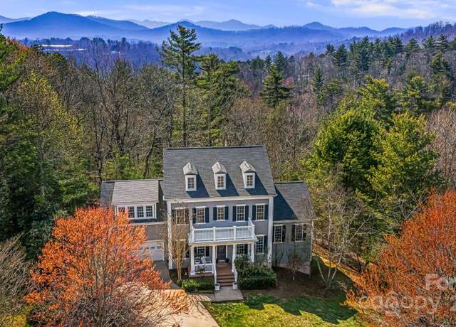 Property at 36 White Ash Dr, Asheville, NC 28803, 4 beds, 4.5 baths