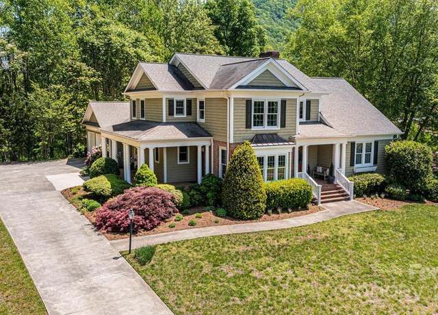 Property at 604 Foxridge Ct SE, Lenoir, NC 28645, 5 beds, 5 baths