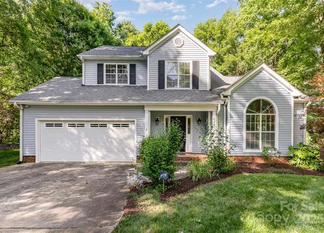 Property at 7226 Reedy Creek Rd, Charlotte, NC 28215, 3 beds, 2.5 baths