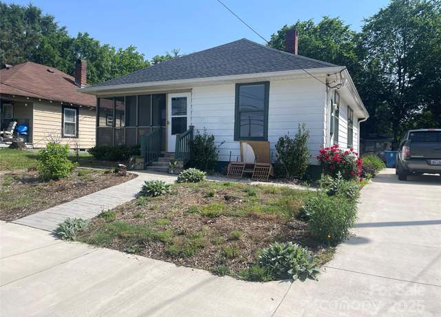 Property at 1418 Old Wilkesboro Rd, Salisbury, NC 28144, 2 beds, 2 baths