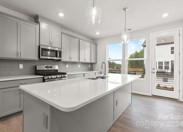 Property at 1720 Blanche St, Charlotte, NC 28262, 3 beds, 2.5 baths
