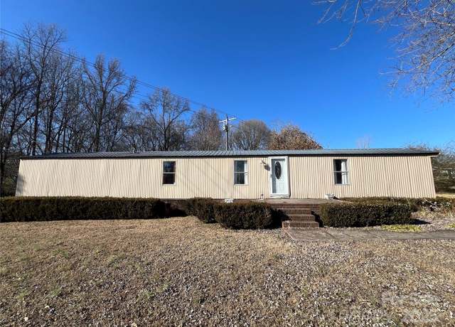 Property at 3610 Becky Ln, Monroe, NC 28112, 2 beds, 2 baths