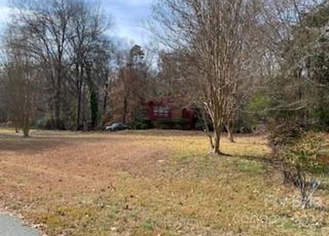 Property at 2835 Alexander Rd, Charlotte, NC 28262