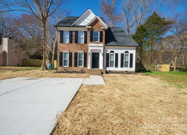 Property at 8733 Canter Post Dr, Charlotte, NC 28216, 3 beds, 3 baths