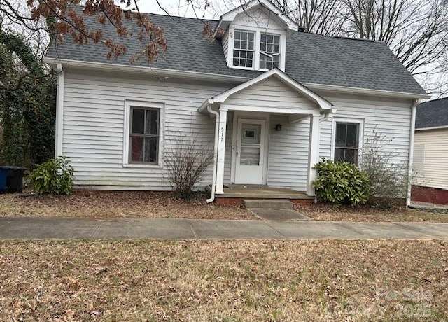 Property at 517 Western Ave, Statesville, NC 28677, 3 beds, 1 bath