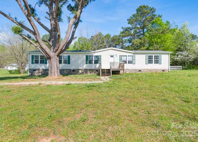 Property at 574 Pamela Rd, York, SC 29745, 5 beds, 3 baths