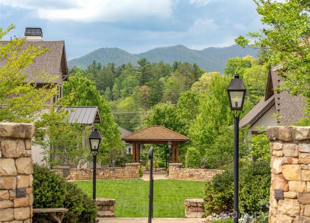 Property at 20 Fay Jones Ln, Black Mountain, NC 28711