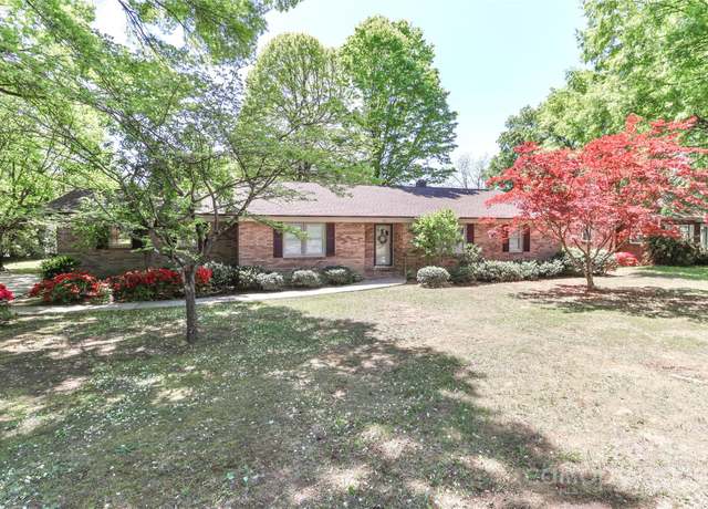 Property at 783 Carpenter Ave, Mooresville, NC 28115, 3 beds, 2 baths