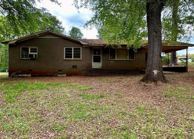 Property at 204 Long Creek Rd, Bessemer City, NC 28016, 3 beds, 1.5 baths