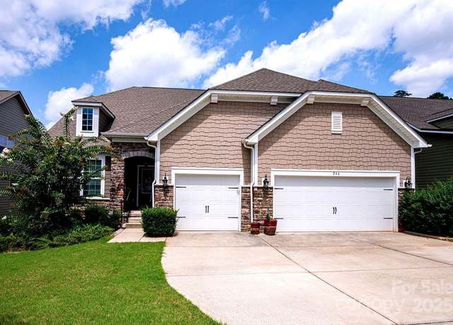 Property at 246 Sweet Briar Dr, Fort Mill, SC 29707, 3 beds, 2.5 baths