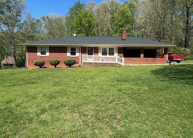Property at 215 Suncrest Rd, Cherryville, NC 28021, 3 beds, 1.5 baths