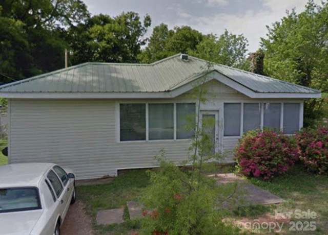 Property at 1703 Lowder St, Albemarle, NC 28001, 4 beds, 2 baths