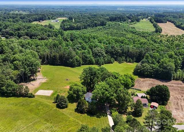 Property at 5740 Crouse Rd, Crouse, NC 28033, 3 beds, 2 baths