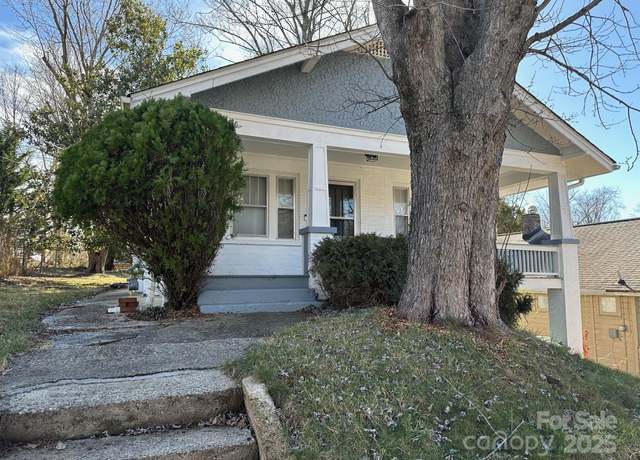 Property at 108 Salola St, Asheville, NC 28806, 2 beds, 1 bath