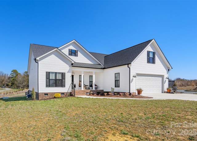 Property at 1323 Stack Rd, Monroe, NC 28112, 3 beds, 2 baths