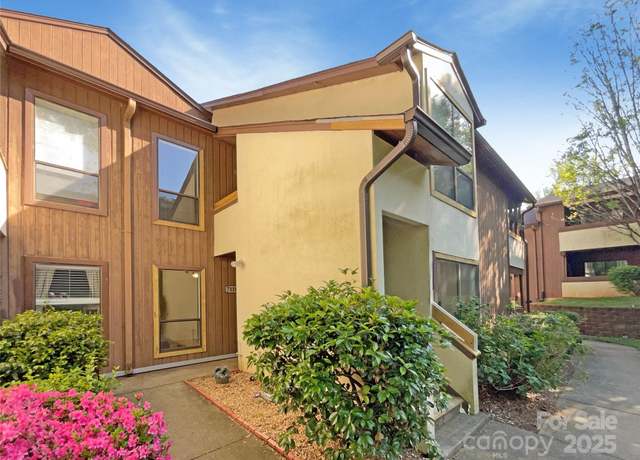 Property at 7116 Winery Ln, Charlotte, NC 28227, 2 beds, 2 baths