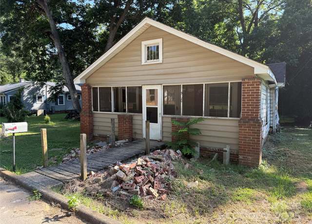 Property at 310 E Division Ave, East Spencer, NC 28039, 2 beds, 1 bath