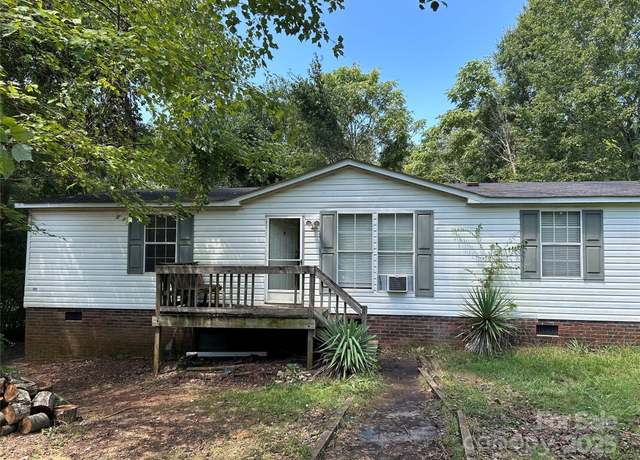 Property at 120 Castle Ct, Kings Mountain, NC 28086, 3 beds, 2 baths
