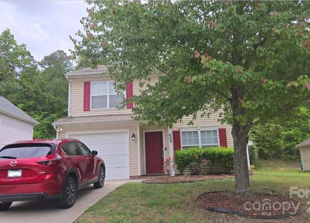 Property at 632 Pawley Dr, Charlotte, NC 28214, 3 beds, 2.5 baths