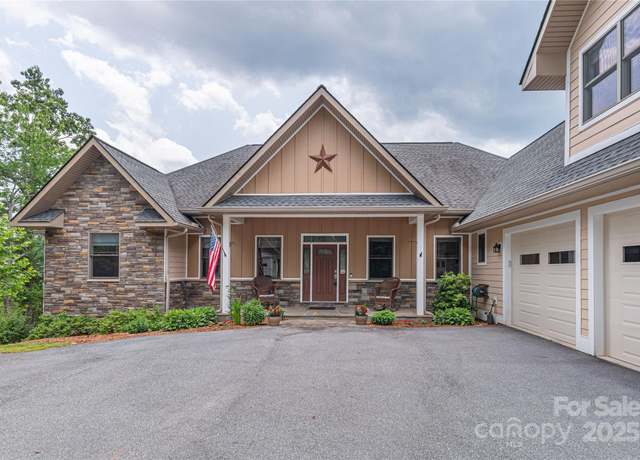 Property at 930 Big Raven Ln, Saluda, NC 28773, 4 beds, 4 baths