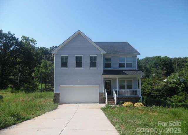 Property at 570 30th Avenue Cir NE, Hickory, NC 28601, 5 beds, 2.5 baths