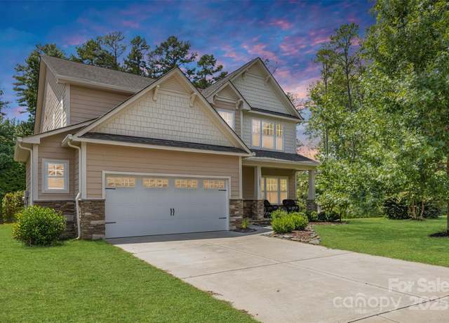 Property at 1227 Clover Ln, Matthews, NC 28104, 4 beds, 3.5 baths
