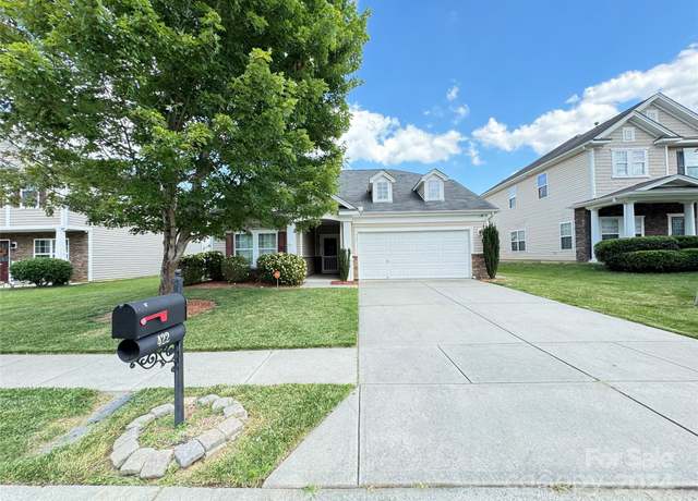 Property at 422 Bougainvillea Ct, Monroe, NC 28110, 4 beds, 3 baths