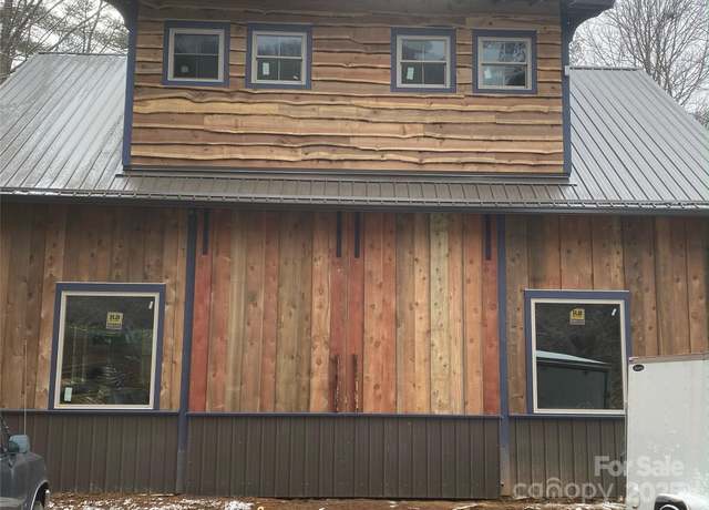 Property at 21 Taproot Trl, Barnardsville, NC 28709, 2 beds, 1.5 baths