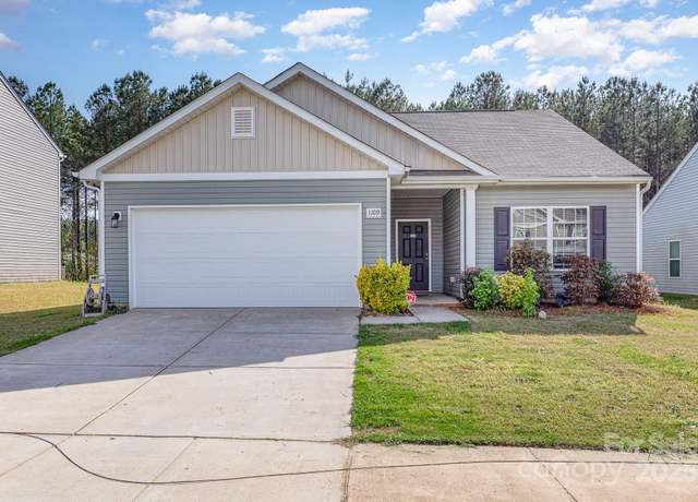 Property at 1109 Culver Spring Way, Charlotte, NC 28215, 3 beds, 2 baths