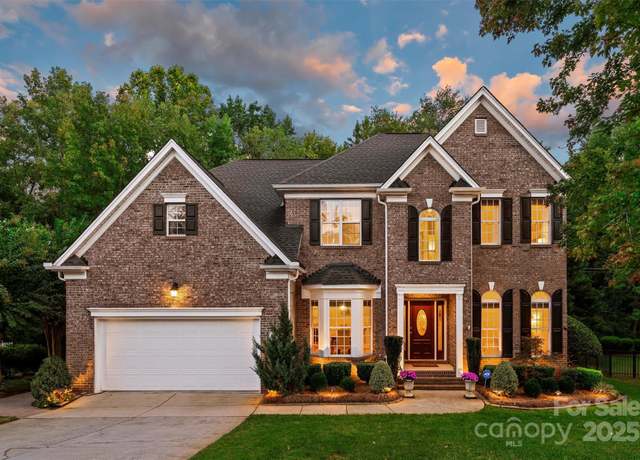 Property at 10421 Sundance Ct, Charlotte, NC 28277, 4 beds, 3 baths