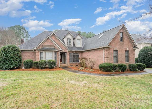 Property at 5125 Belicourt Dr, Charlotte, NC 28277, 4 beds, 4 baths