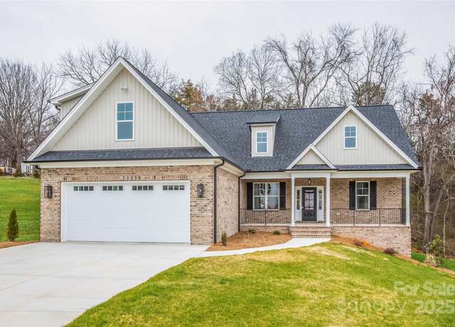 Property at 149 Beauchamp Oaks Ct, Advance, NC 27006, 3 beds, 2 baths