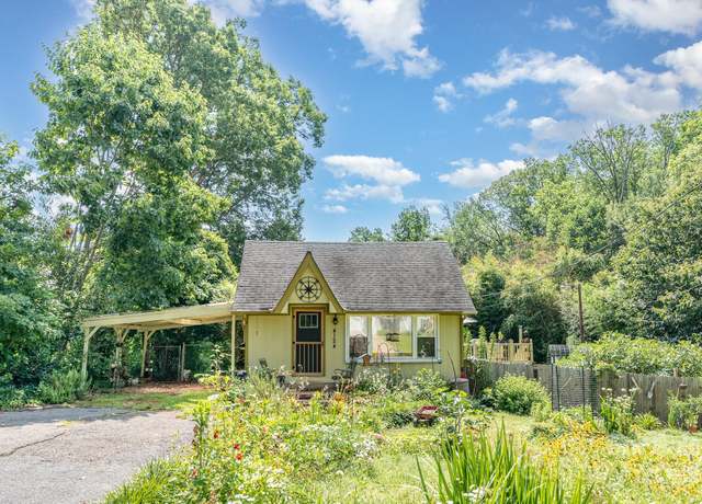 Property at 4124 Oakwood Rd, Charlotte, NC 28269, 2 beds, 1 bath
