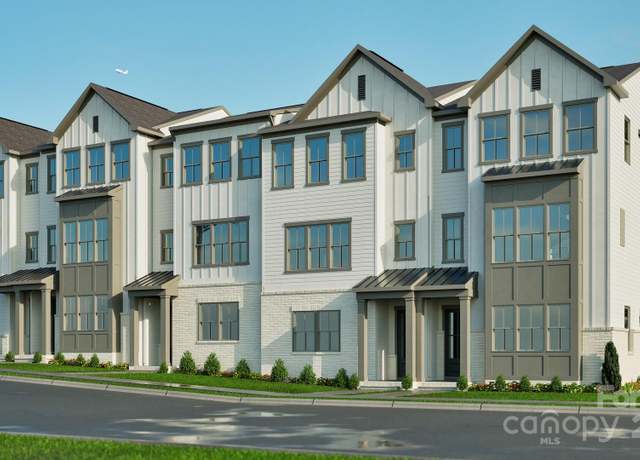 Property at 817 Garringer Pl, Charlotte, NC 28208, 3 beds, 2.5 baths