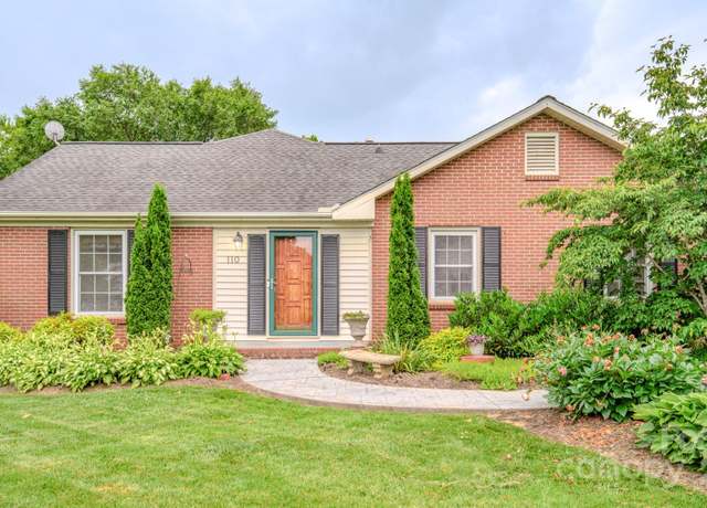 Property at 110 Bent Creek Ranch Rd, Asheville, NC 28806, 4 beds, 2.5 baths