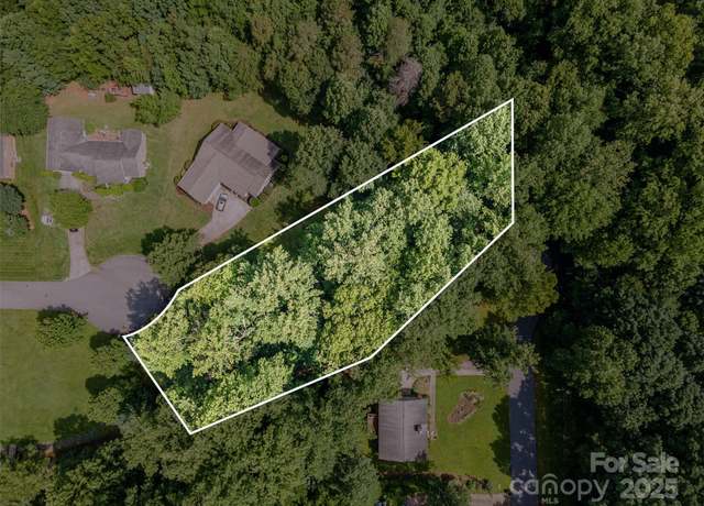 Property at 1408 5th Street Ct NE, Conover, NC 28613