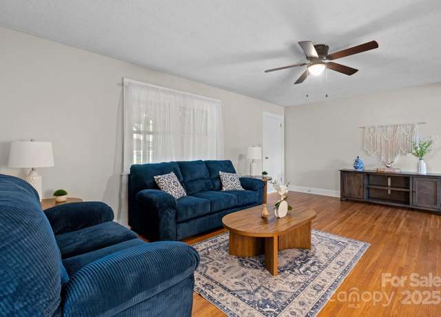 Property at 151 Third Creek Rd, Statesville, NC 28677, 3 beds, 2 baths