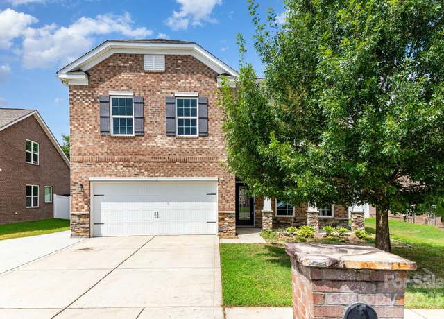 Property at 4523 Lanstone Ct SW, Concord, NC 28027, 5 beds, 3 baths