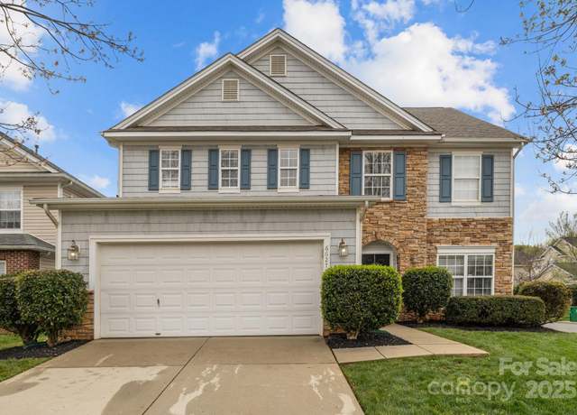 Property at 6627 Latherton Ln, Charlotte, NC 28278, 3 beds, 2.5 baths