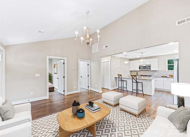 Property at 162 Courtland Pl, Asheville, NC 28801, 4 beds, 2 baths