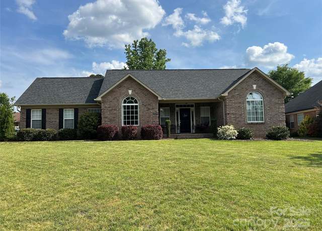Property at 334 River Birch Cir, Mooresville, NC 28115, 3 beds, 2 baths