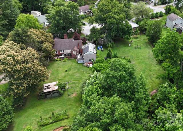 Property at 21 Maple Ave, Candler, NC 28715, 3 beds, 1 bath