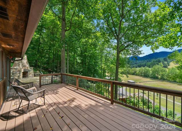 Property at 160 Cool Creek Dr, Burnsville, NC 28714, 2 beds, 2 baths