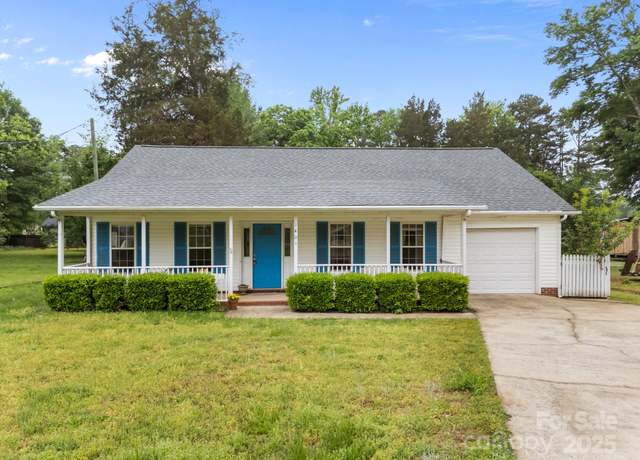 Property at 1401 Thompson Ave, Charlotte, NC 28216, 2 beds, 2 baths