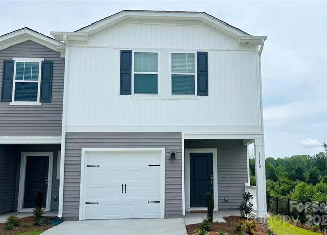 Property at 1403 Old Rivers Rd, Concord, NC 28027, 3 beds, 2.5 baths