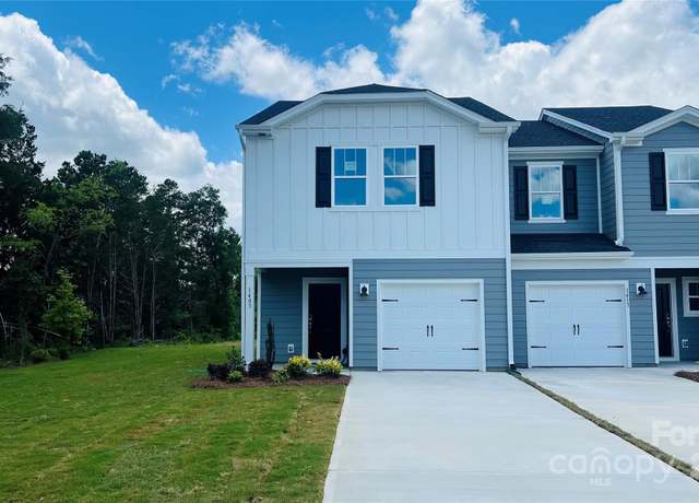 Property at 1403 Old Rivers Rd, Concord, NC 28027, 3 beds, 2.5 baths