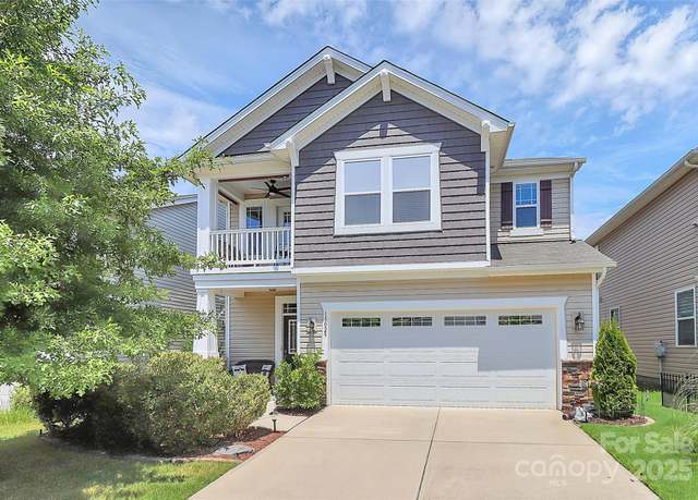 Property at 15029 Cordelia Dr, Charlotte, NC 28278, 4 beds, 3.5 baths