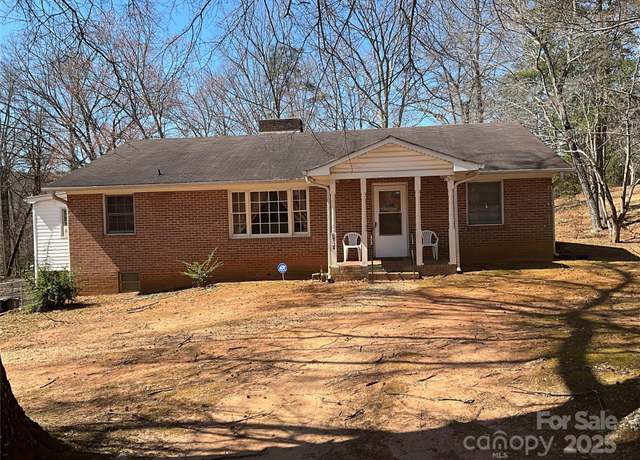 Property at 3534 Prospect Dr, Winston Salem, NC 27105, 2 beds, 1 bath
