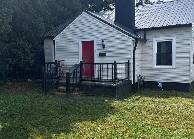 Property at 136 S Broadway St, Forest City, NC 28043, 2 beds, 1 bath