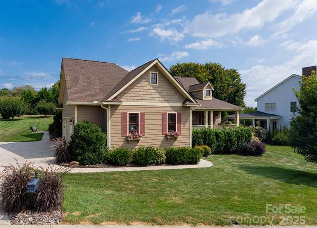 Property at 59 Rockbridge Rd, Mills River, NC 28759, 3 beds, 2.5 baths